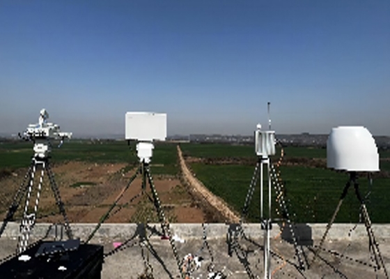 Radar d'alerte à basse altitude LT-X07 avec contre-mesures de positionnement des drones de la série LT-UDA Équipement d'intégration facultatif